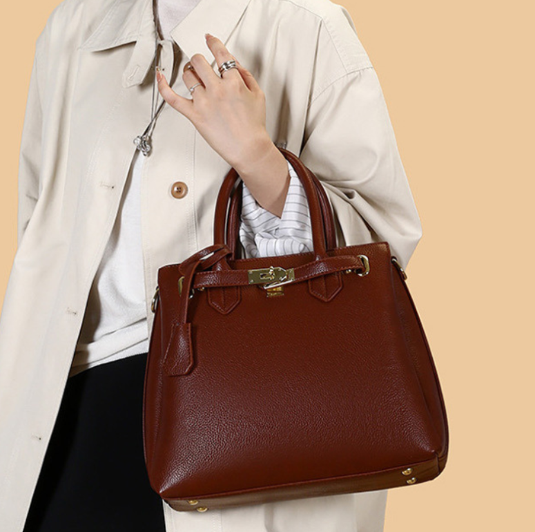 RETRO LYCHEE PATTERN HANDBAG FPOR WOMEN